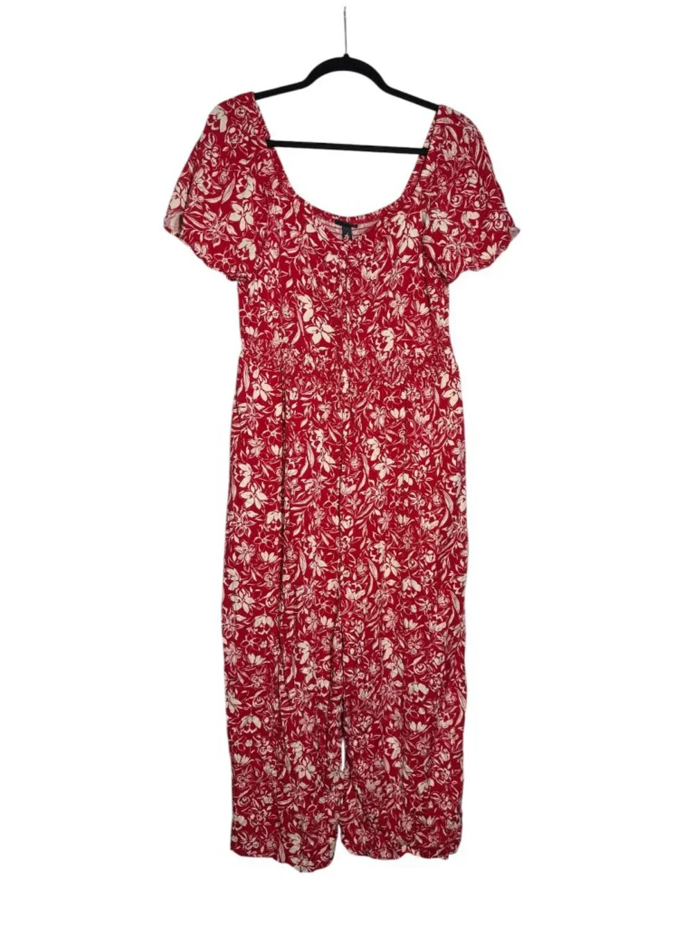 Torrid Stretch Challis Flutter Sleeve Jumpsuit Floral Red and White Size 2 / 2X - Picture 2 of 10